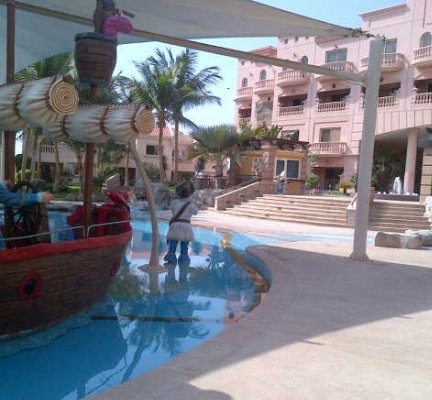 Crystal-Resort-jeddah.jpg