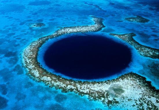 great-blue-hole-Ambergris-Caye-Belize.jpg