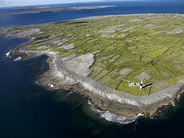 Inis-%C3%93irr-Inisheer-Walking-tours.jpg