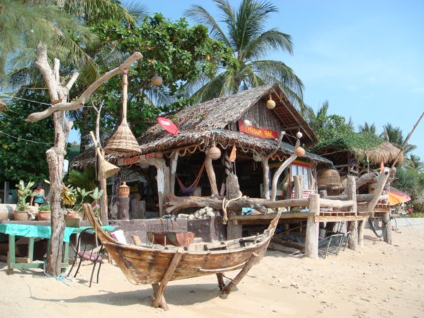 Koh-Lanta-Freedom-Bar.jpg