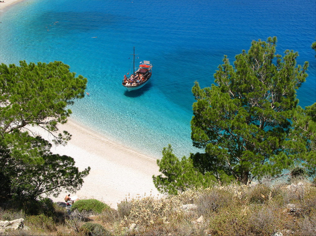 Apella-beach-in-Karpathos.jpg