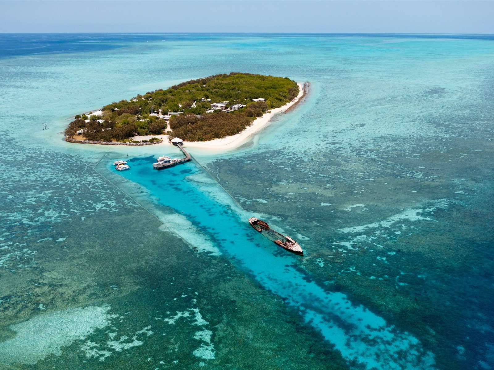 amazing-view-of-Heron-Island.jpg