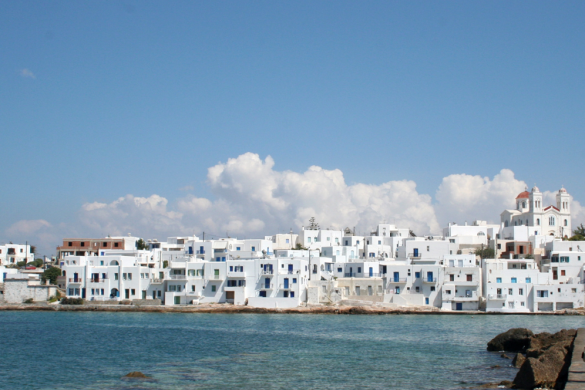 The-Greek-islands-are-a-stark-contrast-to-the-blue-surrounding-oceans.png