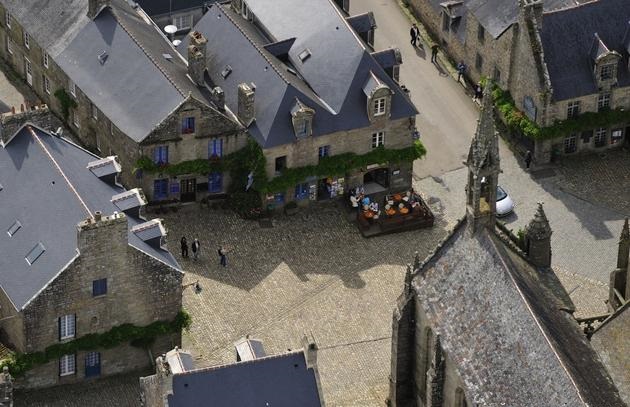 aerial-photography-of-bulidingin-France.jpg