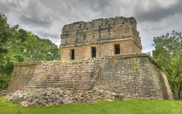 The-Casa-Colorada-is-one-of-the-best-preserved-buildings-at-Chichen-Itza.jpg