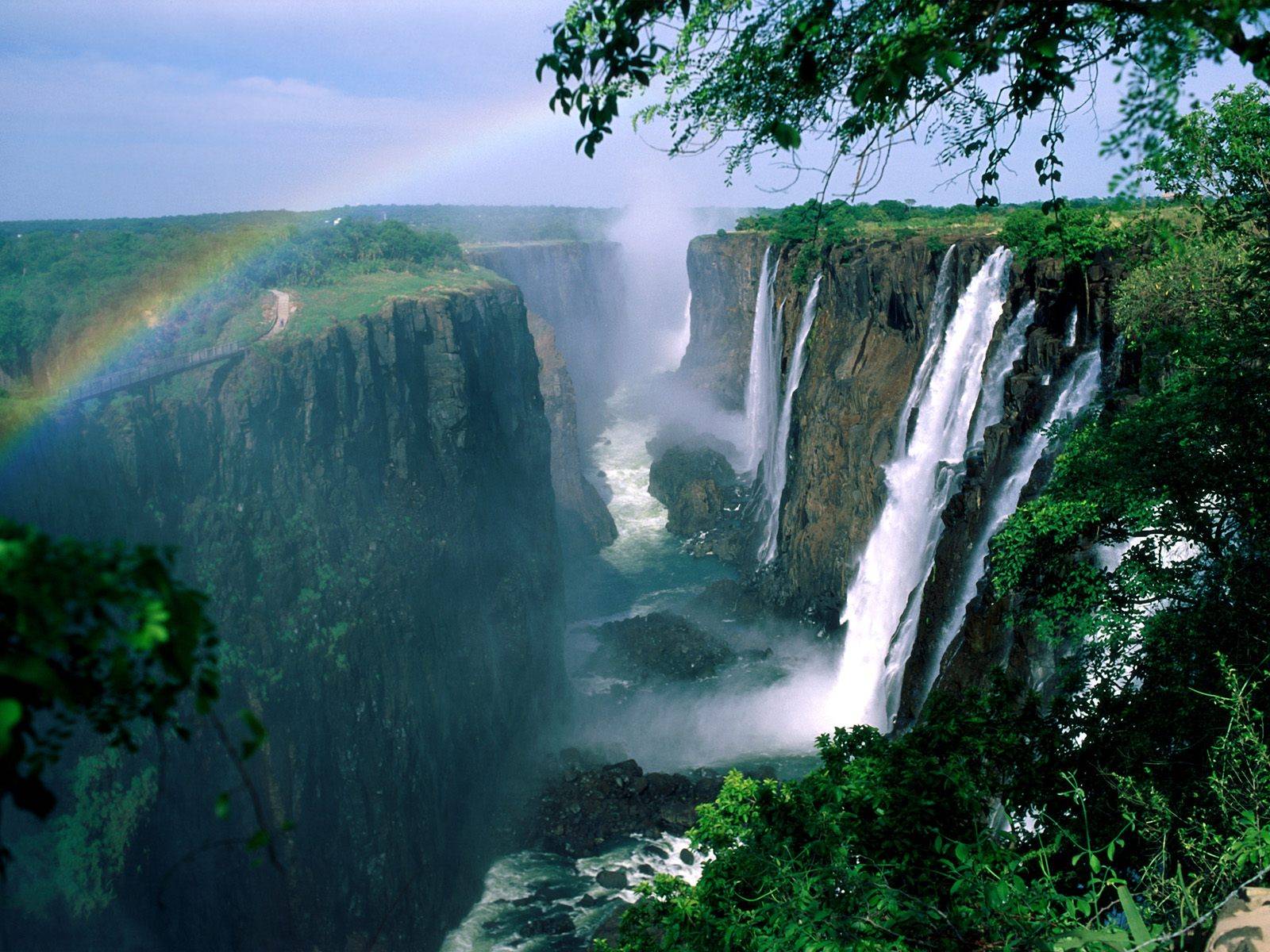 Victoria-falls.jpg