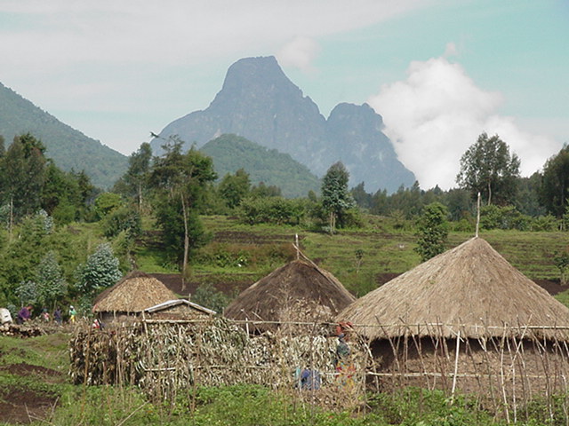 Nongona-Valley-in-Rwanda.jpg