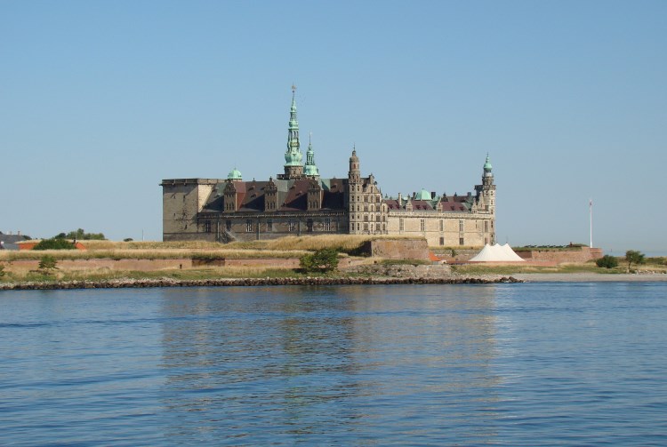 Kronborg-Castle.jpg