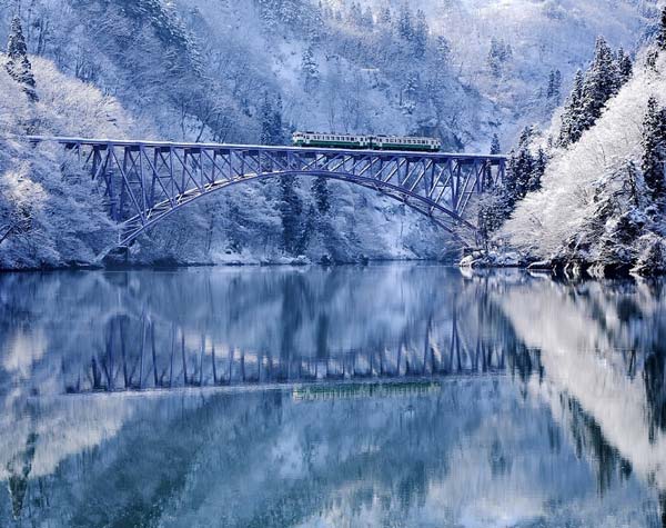 39.-Tadami-River-in-Fukushima.jpg