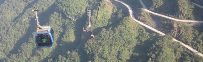 Tianmen-Mountain-Road-940x198.jpg