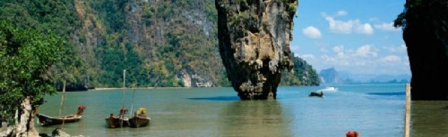 the-tourist-paradise-of-Thailand-Sea.-500x198.jpg