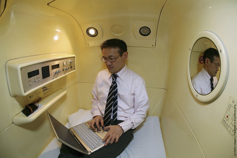 capsule-hotel-5.jpg