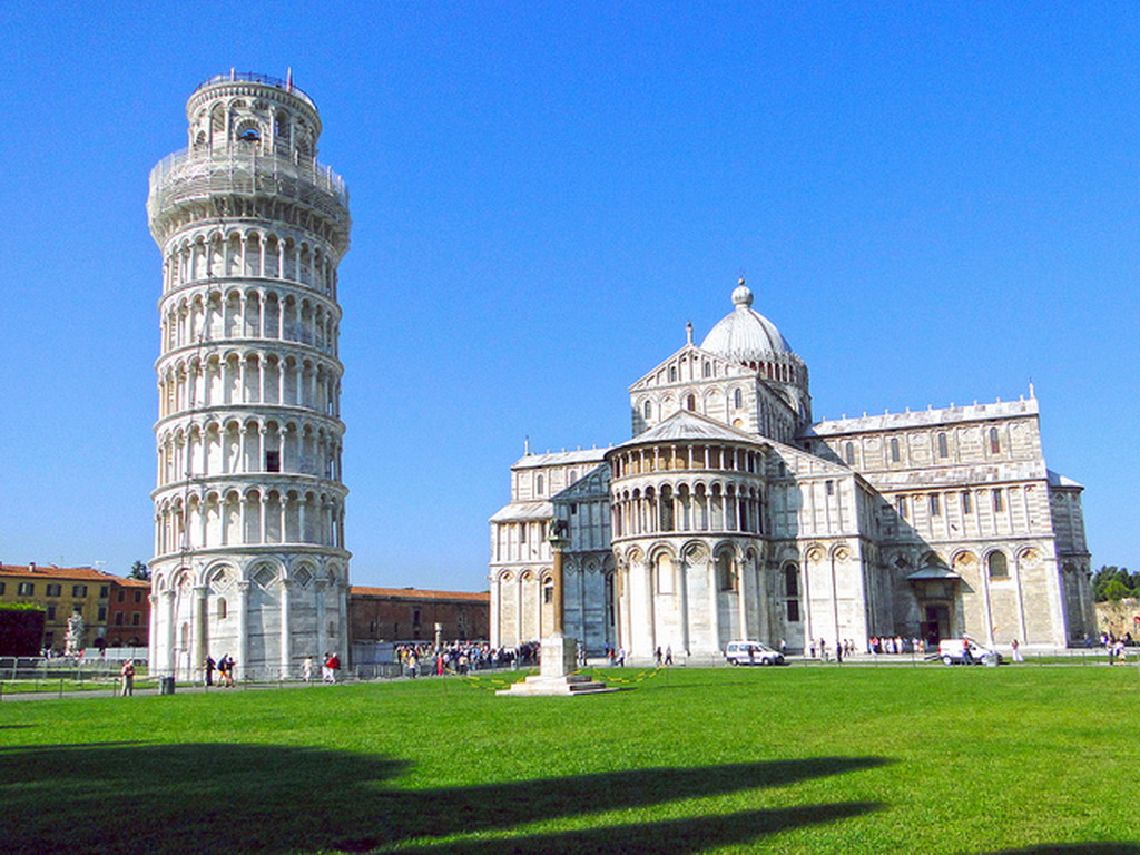 Pisa-tower.jpg