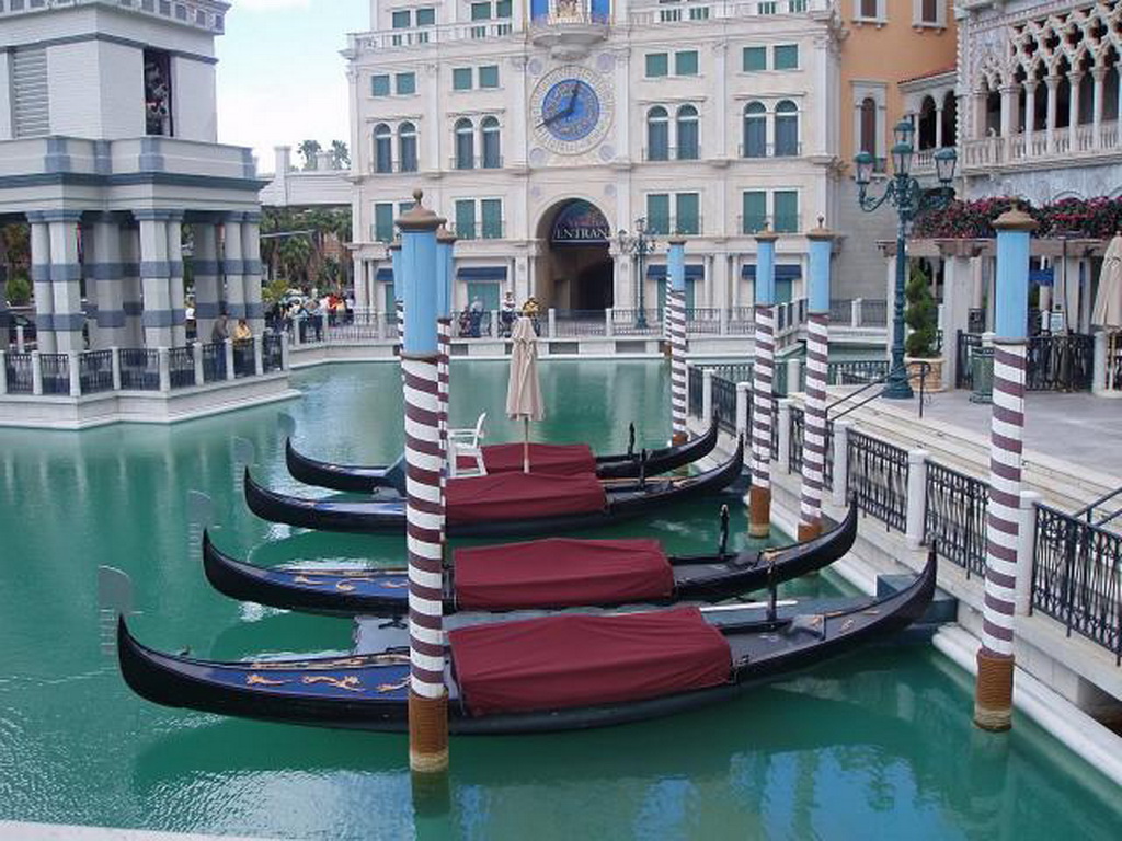 Venice-in-Italy.jpg