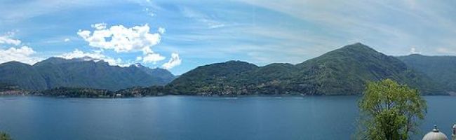 Lake-of-Como-panorama-seen-from-Villa-Carlotta-Tremezzo.jpg