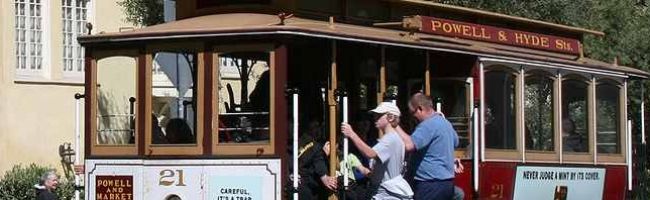 Sfcablecar-at-lombardst-cropped-800x198.jpg