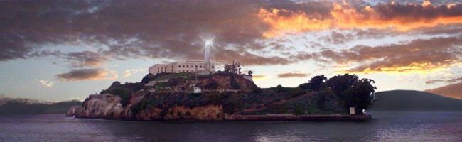 Alcatraz-Island-at-Sunset.-707x198.jpg