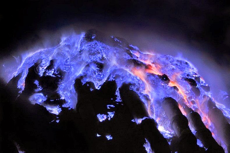 kawah-ijen-9%25255B8%25255D.jpg