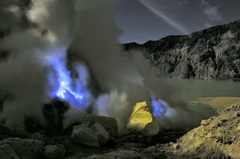 kawah-ijen-11%25255B8%25255D.jpg