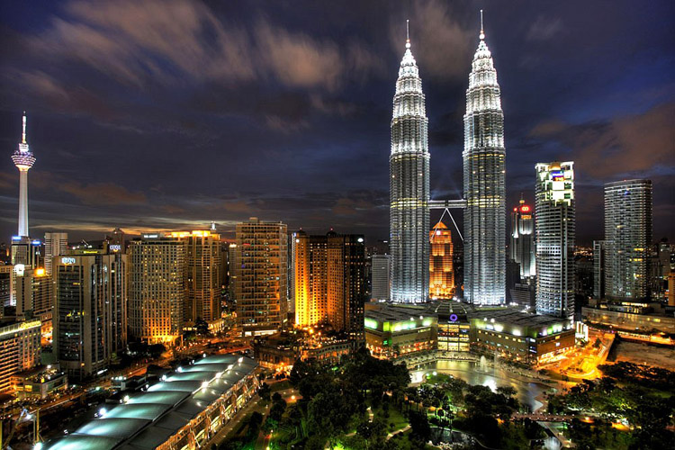 arab_travelers_malaysia_1403286604_728.jpg