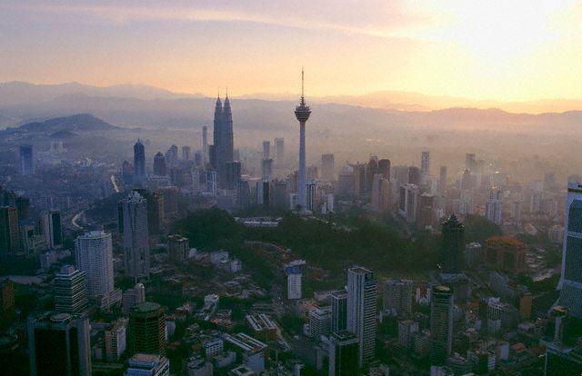 arab_travelers_malaysia_1402493481_890.jpg