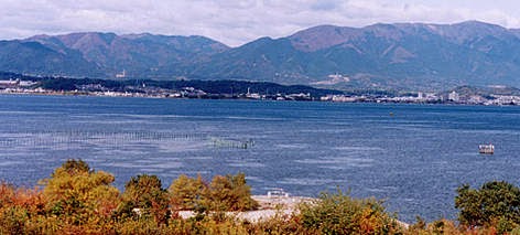 lake_biwa_105466_1_357545.jpg