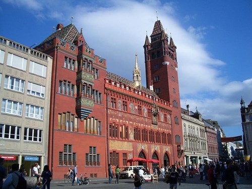 800px-basler_rathaus.jpg