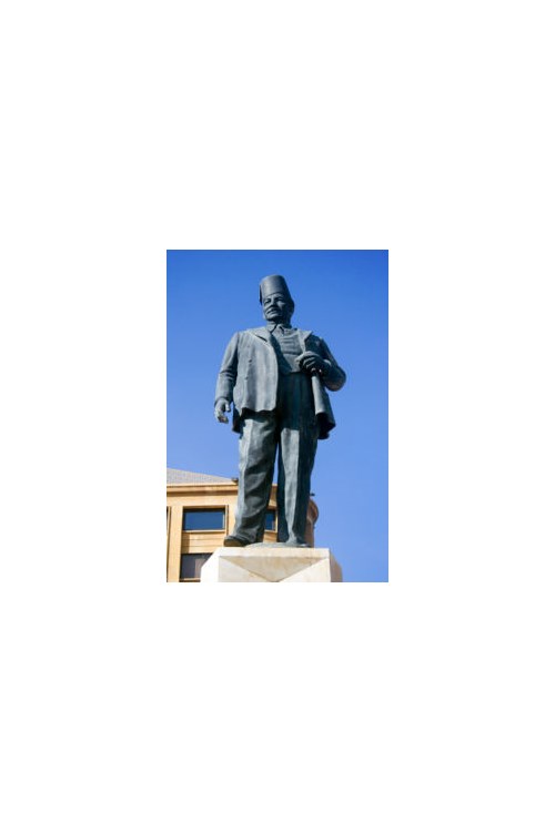 200px-riad_al_solh_statue.jpg