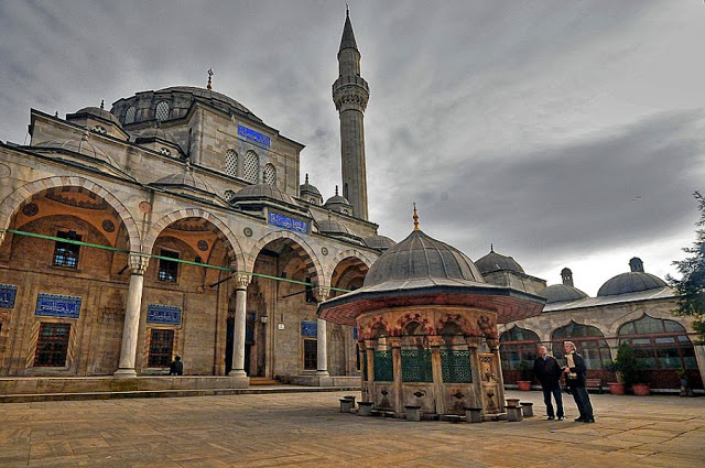 2623080-sokullu-mehmet-pasa-camii.jpg