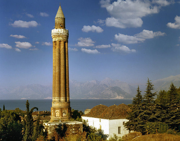 turkey-antalya-yivli-minare.jpg