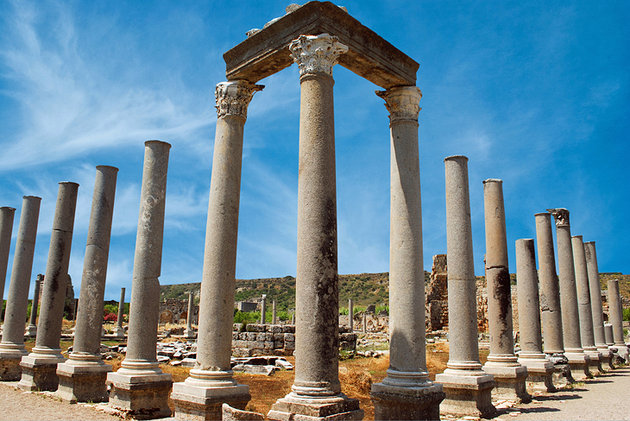 turkey-antalya-columns-perge.jpg