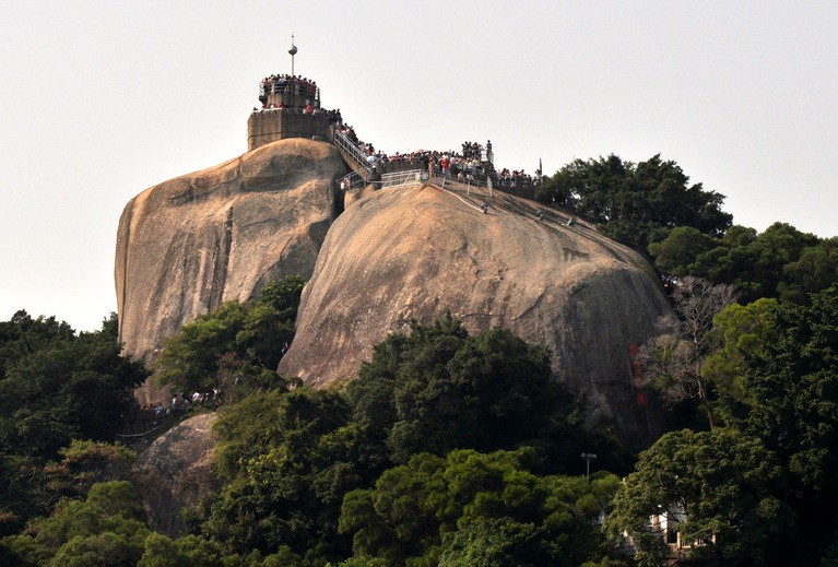 6954_Gulangyu+Island+Sunlight+Rock.jpg