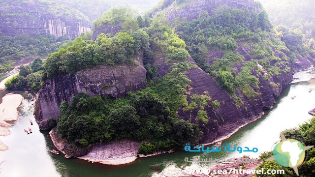 Mount-Sanqingshan-Canyon.jpg