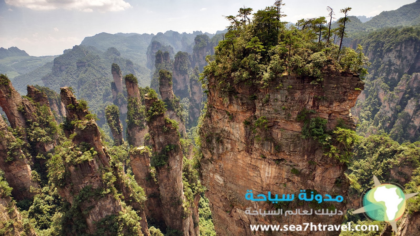 natural-Zhangjiajie-national-park-tourism.jpg