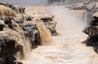 Hukou+Waterfall.jpg