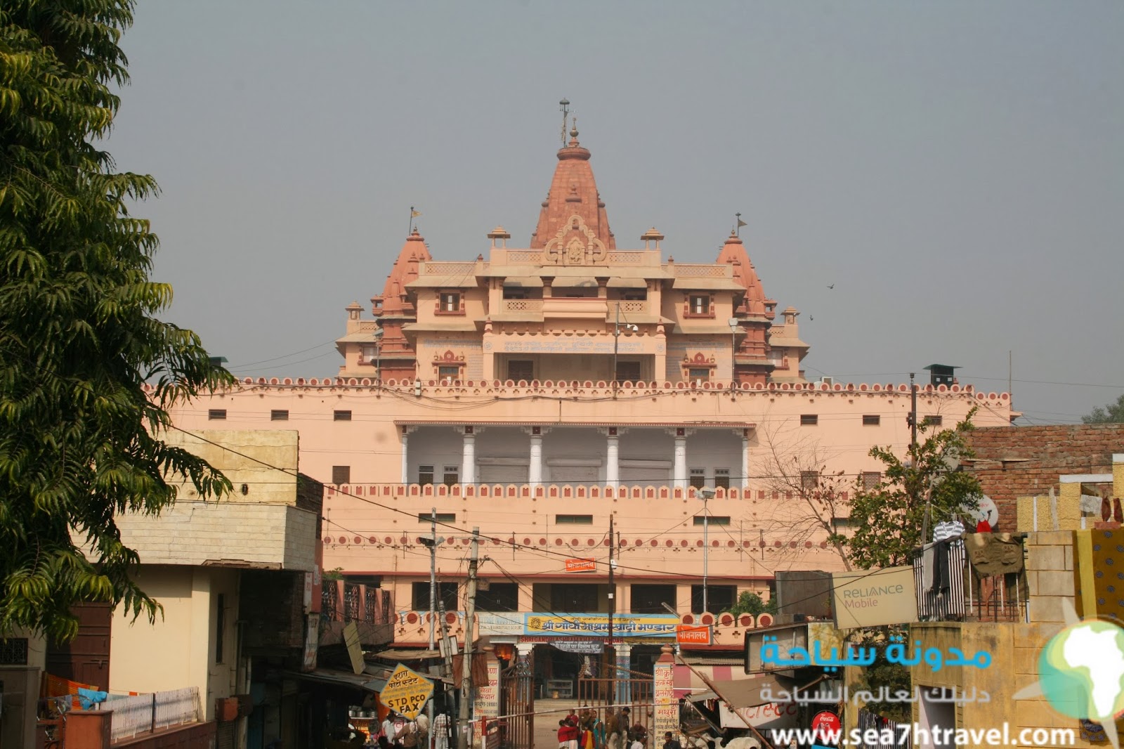 Mathura_Temple-Mathura-India0002.jpg