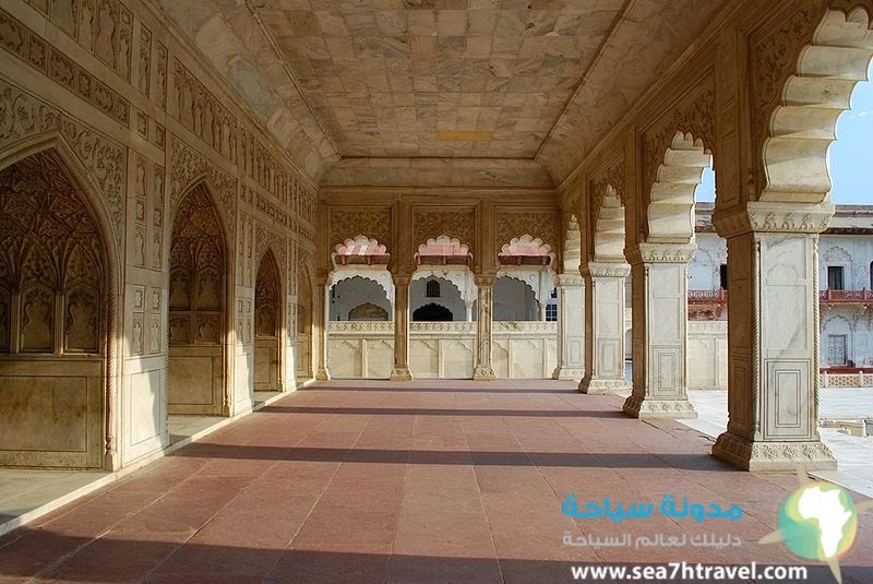 800px-Agra_Fort_20.jpg