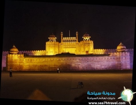 Delhi_red_fort_night.jpg