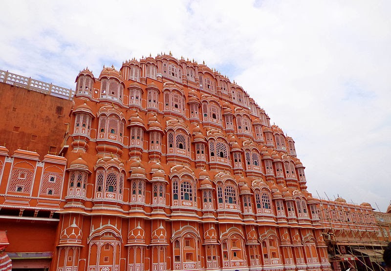 Hawa_Mahal_Palace.jpg