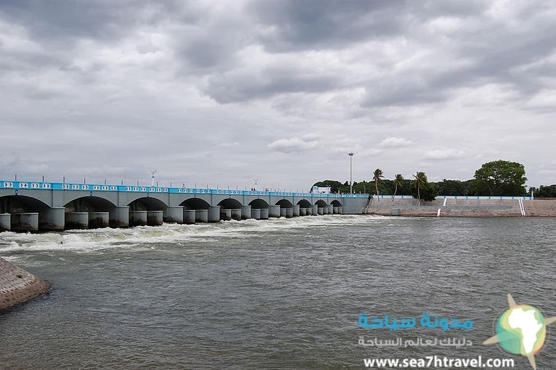 800px-Kallanai.jpg