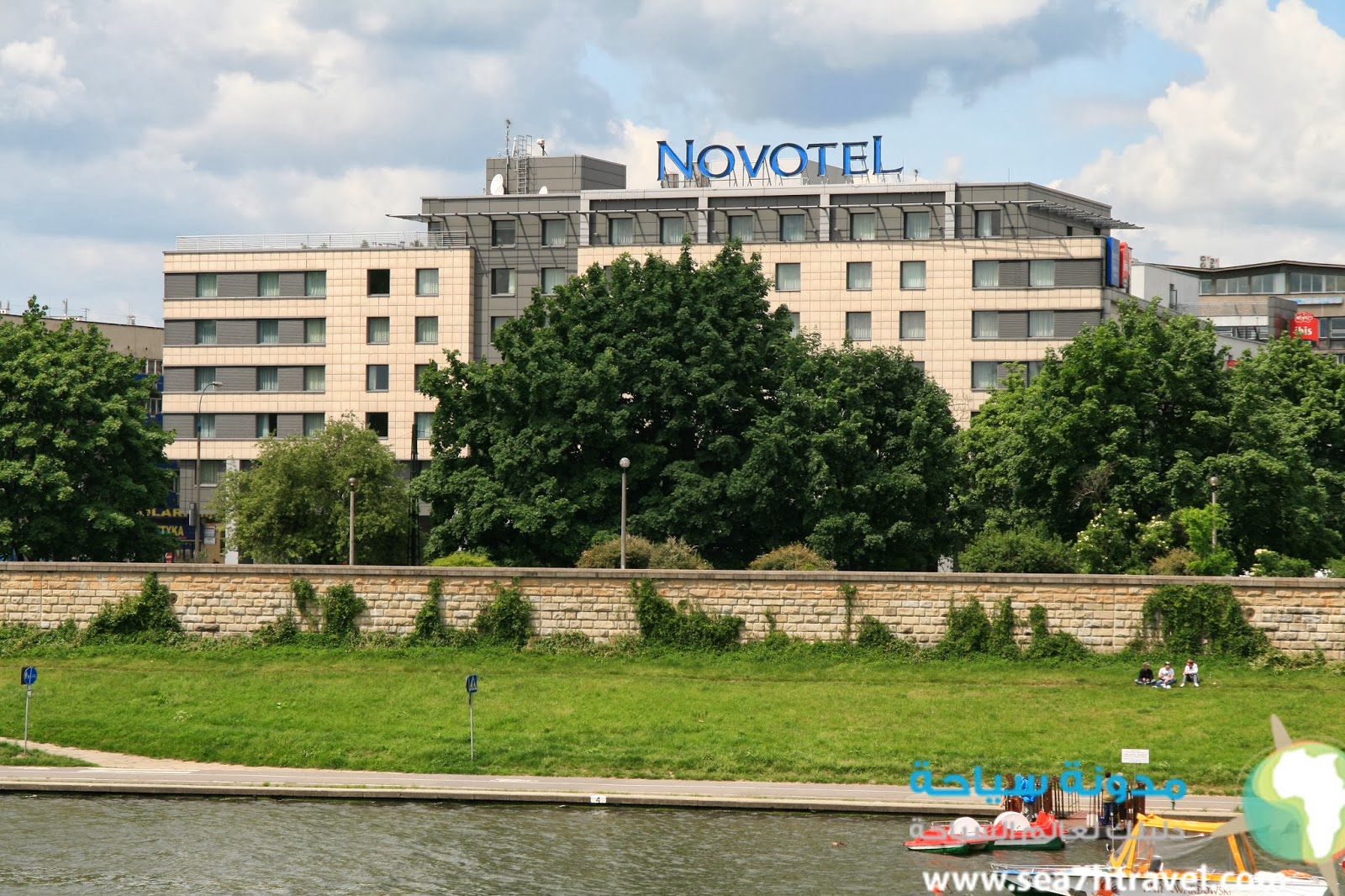 Hotel_Novotel_w_Krakowie.jpg