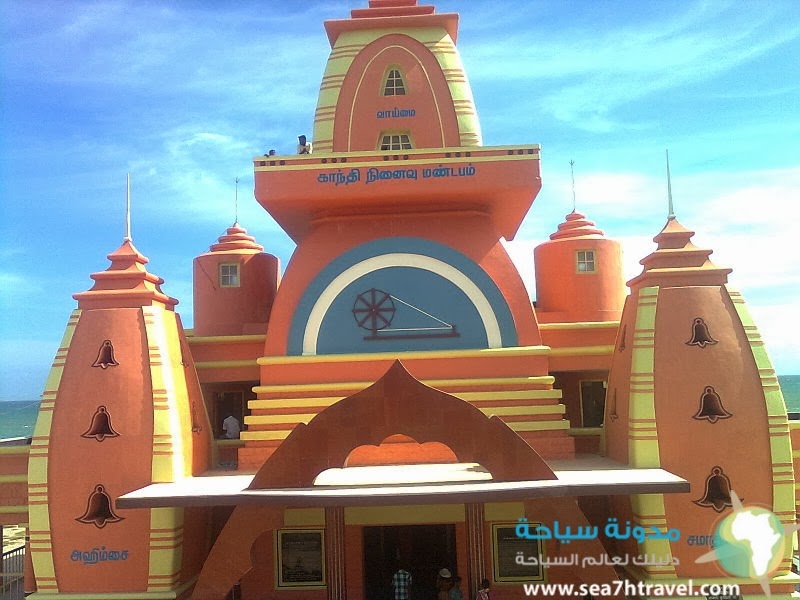 800px-Gandhi_Memorial_Kanyakumari_5.jpg