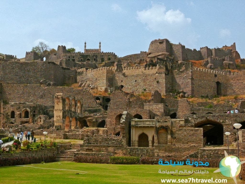 Golconda-Fort-3.jpg