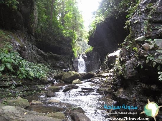 the-hidden-valley-waterfall.jpg