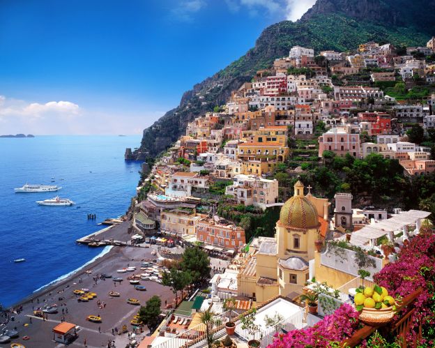 One-of-the-best-beach-holiday-destinations-in-Europe-is-to-head-to-the-famed-Amalfi-Coast.jpg