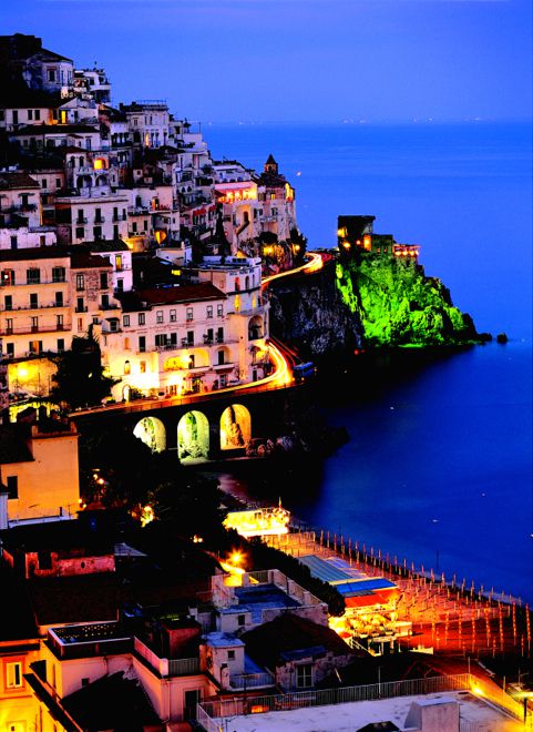 One-of-the-best-beach-holiday-destinations-in-Europe-is-to-head-to-the-famed-Amalfi-Coast..jpg