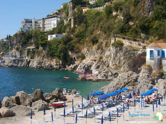 campania-amalfi-coast-beach-sirene.jpg