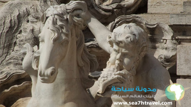 horse-statue-De-Trevi-Fountain-amazing-place.jpg