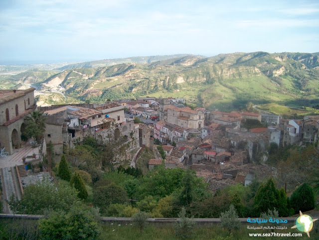 View_in_Calabria_Italy.jpg