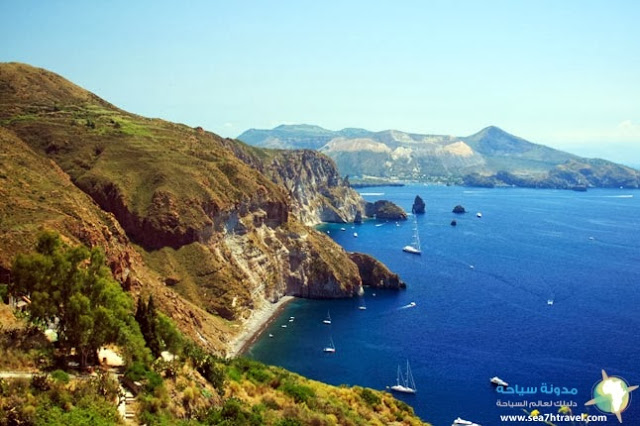 aeolianislands_cnt_24nov09_iStock_b.jpg